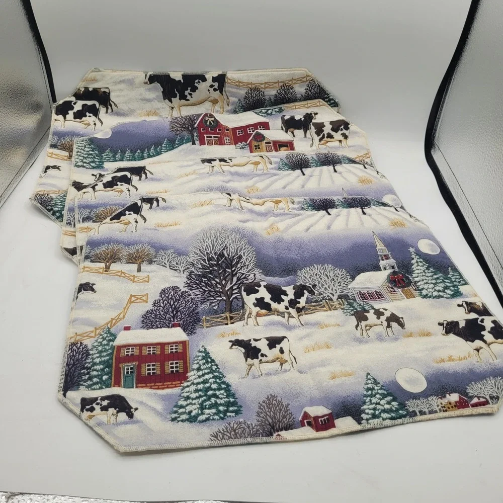 Farm Milk‎ Cow Winter Setting Placemats 4 PCS Washable